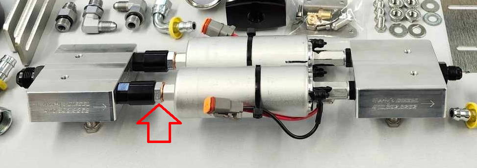 Walbro fitting for dual pump setups